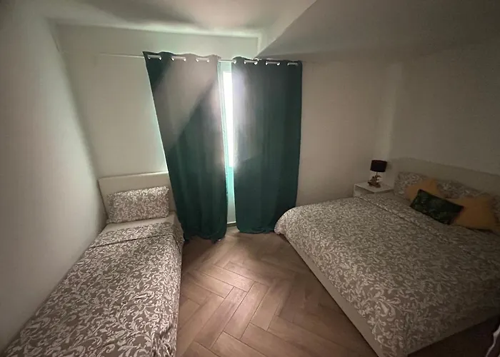 House Twenty - Five Апартаменты *