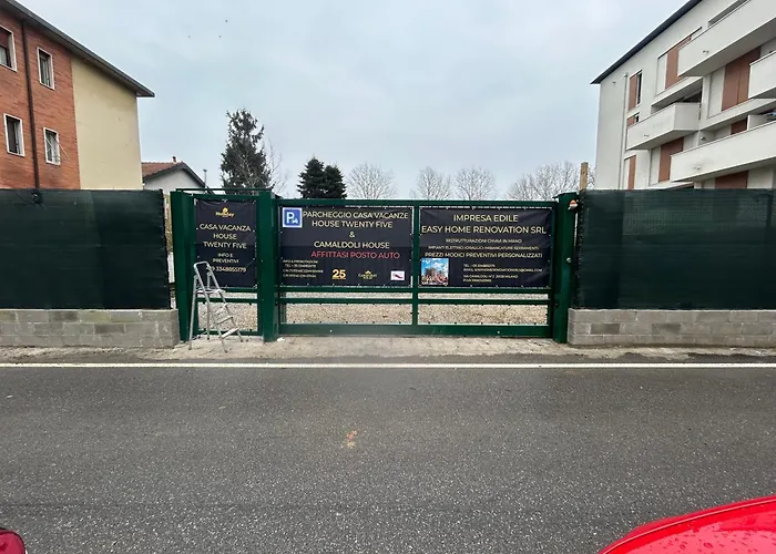 House Twenty - Five Апартаменты Милан