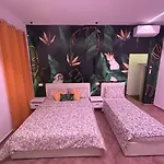 דירה House Twenty - Five
